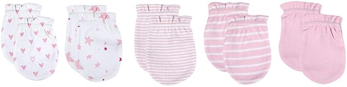 Kiddiezoom Unisex Baby Layette Essentials Giftset Clothing Set 19-Piece For Newborn Baby