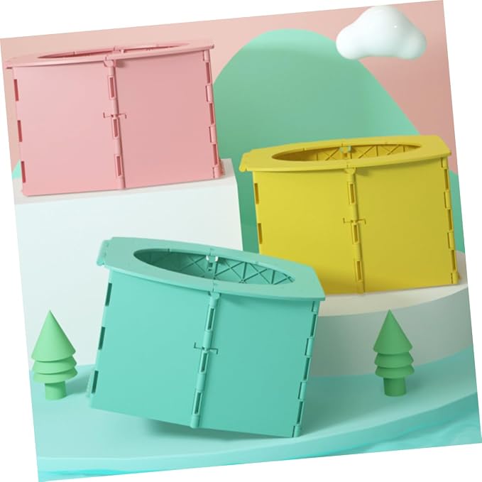 LIOOBO 1pc Portable Folding Toilet for Boys and Girls Travel Potty Trainer Compact and Folding Toilet Green for Home Car and Outdoor Use