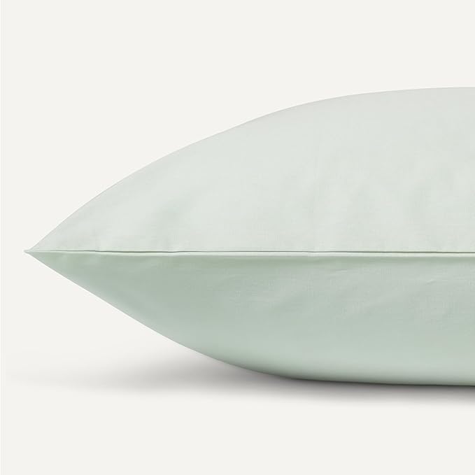 Amazon Basics 100% Organic Cotton Kids' Sheet Set with Pillowcase, Queen Size, Pale Sage Green Fox Pattern