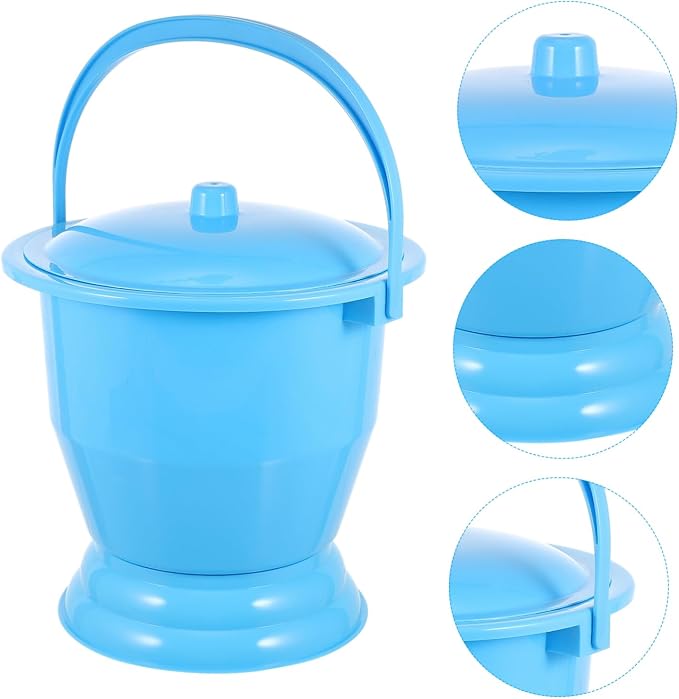 Portable Urinal Pot for Boys Boy Girl Potty Training Toilet Travel Potty Spittoon Lid Handle