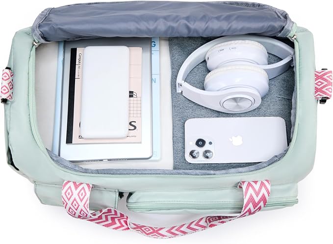 Small Gym Bag for Women, Travel Duffle Bag Carry On Weekender Bag with Shoe Compartment