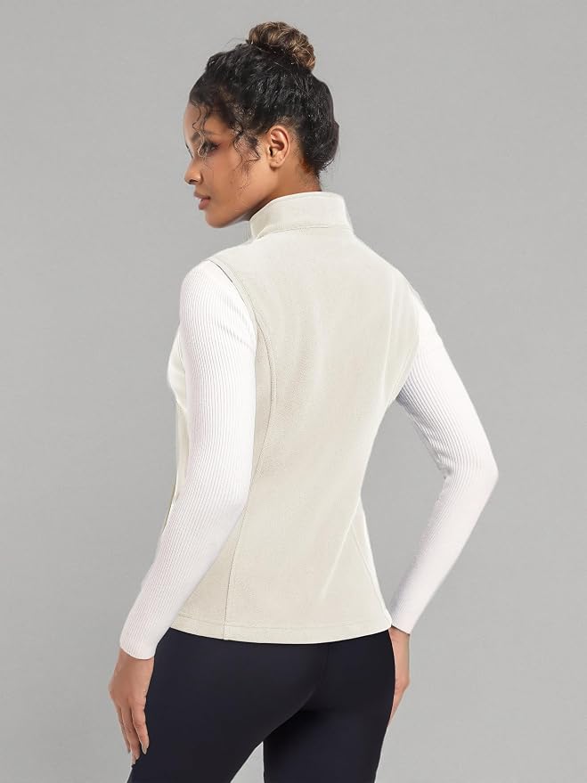 MAGCOMSEN Women's Fleece Vest Outerwear Sleeveless Lightweight Zip Jackets Warm Soft Vests with Zipper Pockets