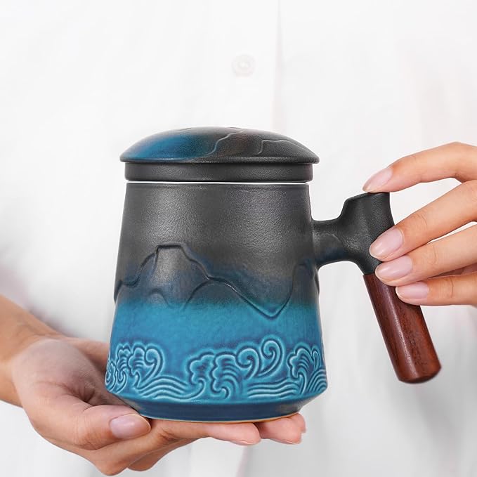 ZENS Tea Cup with Infuser and Lid for Loose Leaf Steeping, 16.9oz Embossed Ceramic Tea Infuser Mug, Wood Handle Tea Diffuser, Great Gift