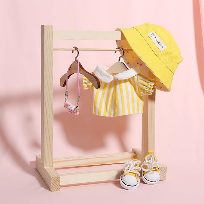 17cm Doll Clothes for Labubu - Kawaii Clown Style Set - Doll's Hat & Doll's Clothing & Doll's Shoes & Camera, Cute Doll Outfit with Accessories for Display, Collectors, Gift - Yellow (NO Dolls)