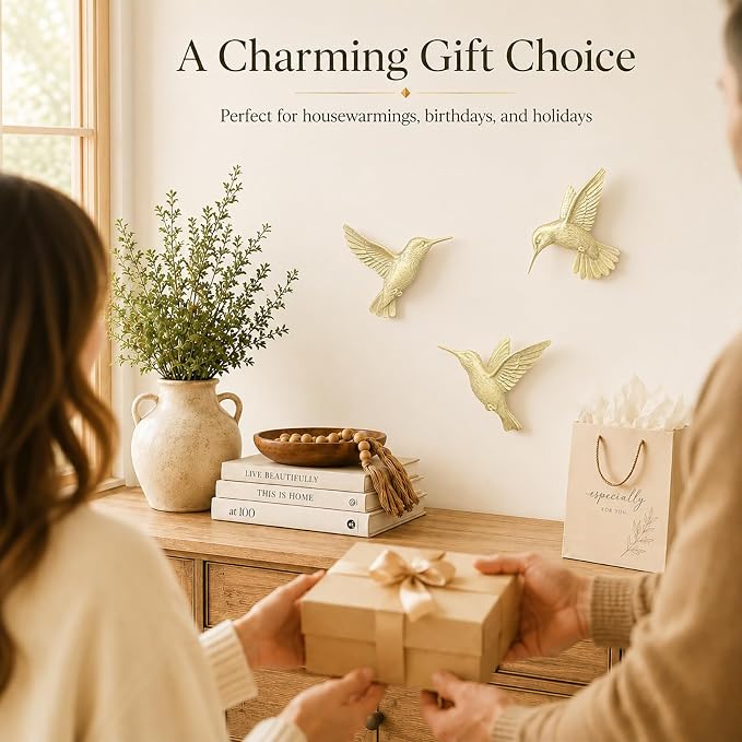 GUSFREUD 3D Hummingbird Wall Decor Set - Gold Resin Bird Wall Decor for Living Room, Bedroom and Gallery Walls - Champagne Gold - Set of 3