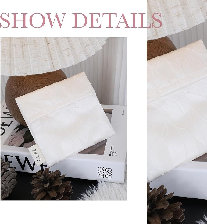 DGAZ Sanitary Napkin Storage Bag, Period Bag for Teen Aged Girls, Portable Period Bag for Panty Liners/Menstrual Cup/Small Tampons,Mini Makeup Bag for Purse(Snowflake)