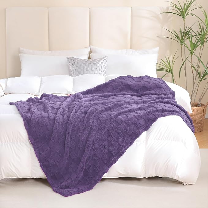 Lavender Fleece Throw Blanket 60”×80”Checkered Design for Couch | Super Soft Cozy Plush Microfiber 3D Square Pattern Flannel Blanket for Sofa Bed Lightweight for Adults,Women