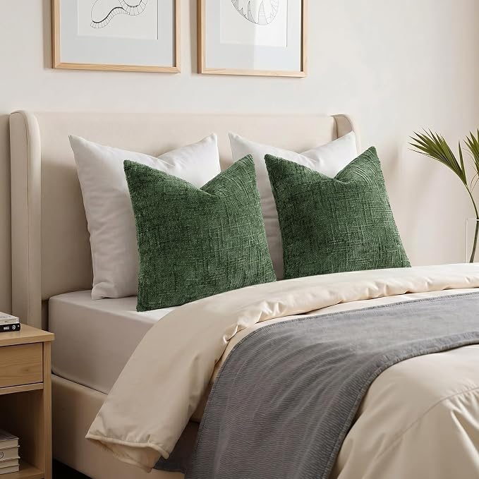 decorUhome Textured Chenille Throw Pillow Covers 18x18 Set of 2 Emerald | Fall Modern Farmhouse Soft Cozy Slubby Couch Pillow Cases Boho Decorative Pillow Cases for Bed Sofa Living Room Home Decor