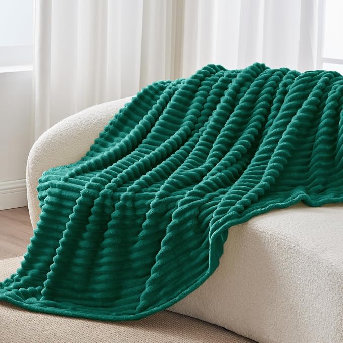 BEDELITE Ribbed Twin Blanket for Couch & Bed, Emerald Green, 60"x80" | Ultra-Soft Plush Fleece, Cozy, Warm Yet Lightweight, Ribbed Texture, Home Decor, Machine Washable, Giftable, All-Season Use