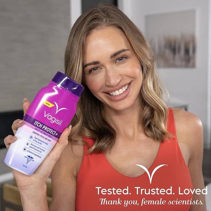 Vagisil Feminine Wash for Intimate Area Hygiene and Itchy, Dry Skin, Itch Protect+ Crème Wash, pH Balanced and Gynecologist Tested, 12oz (Pack of 2)