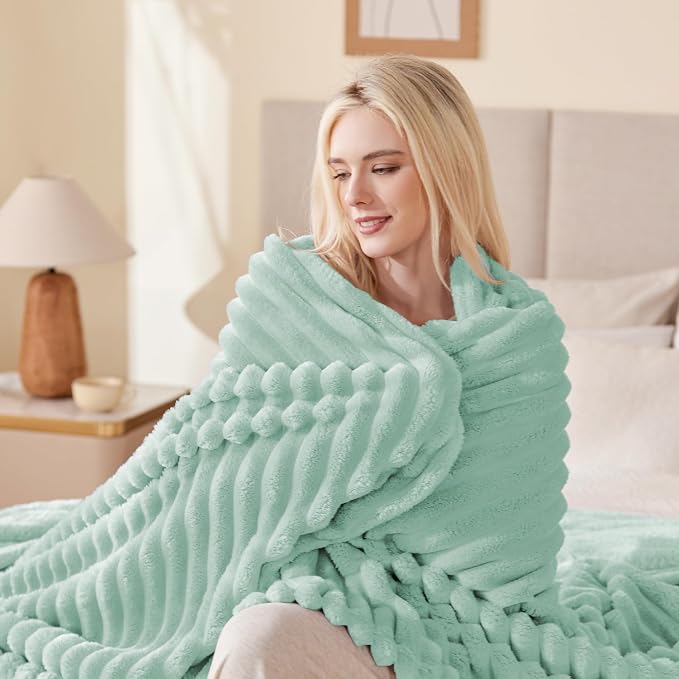 EXQ Home Gentle Soft Fleece Throw Blanket – Cozy Lightweight Blanket for Couch Bed – All-Season Warm Fuzzy Flannel Blanket for Women Mom Her – Gifts for Mother's Day Birthday(60"x80",Aqua)