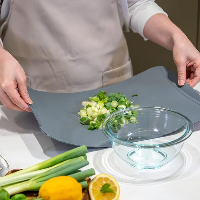 Blue Ginkgo TPU Cutting Board, Medium, Made in Korea, Blue | Gentle on Knife Edges. Flexible and Durable.