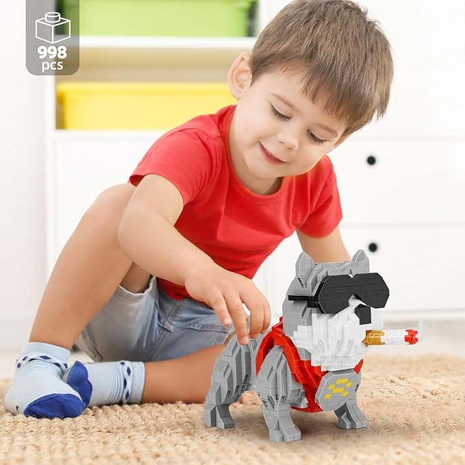 Cute Animal Bully Pitbull Micro Mini Building Blocks Kit, Mini Dog Micro Bricks Building Toys for Adults, Boys Girls, Party Favors for Kids 8-14, Christmas Birthday Gift, Carnival Prizes (998 PCS)