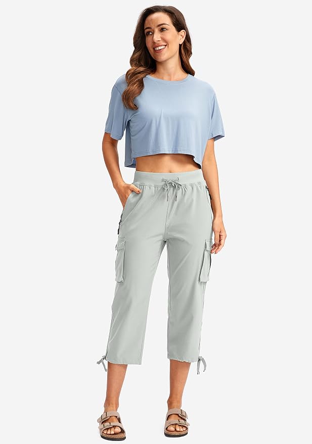 Soothfeel Women's Cargo Capris Pants with 6 Pockets Lightweight Quick Dry Travel Hiking Summer Pants for Women Casual