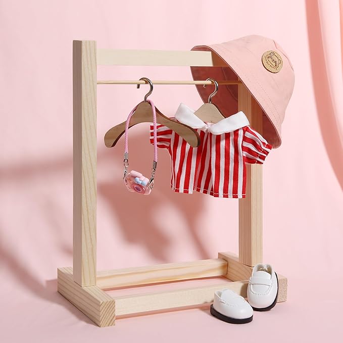 17cm Doll Clothes for Labubu - Kawaii Clown Style Set - Doll's Hat & Doll's Clothing & Doll's Shoes & Camera, Cute Doll Outfit with Accessories for Display, Collectors, Gift - Red (NO Dolls)