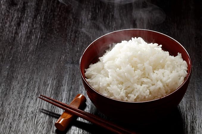 HOKKAIDO YUMEPIRIKA Yumepirika, Extra Premium Japanese White Rices, Product of Hokkaido, JAPAN, High-End Grade Short Grain Sticky Rice, Great Taste. Delicious for Sushi and Onigiri - 4.4 Lbs (2Kg)