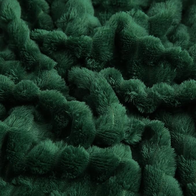 Puncuntex Dark Green Throw Blanket 108"×90" Fuzzy 3D Jacquard Decorative | Flannel Fleece Super Soft Plush Cozy Blanket for Couch Sofa Chair Lightweight