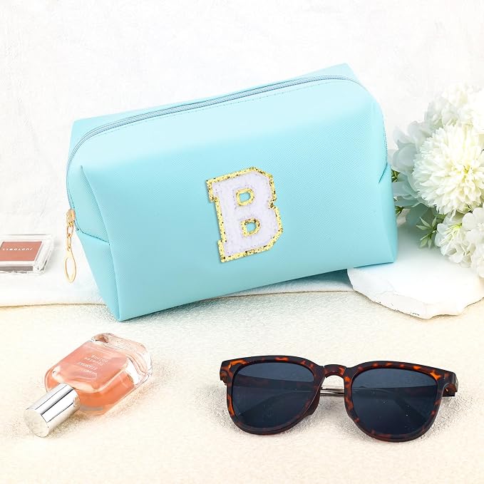 URSKYTOUS Gifts for Girls Initial Makeup Bag Personalized Cosmetic Bag with Zipper Cute Travel Toiletry Bag Waterproof PU Preppy Makeup Pouch Birthday Gift for Teen Girls Women(Blue B)
