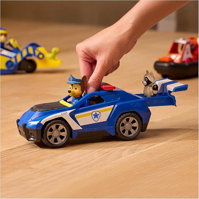 Paw Patrol: Search & Rescue, Rubble Rescue Bulldozer Vehicle with 2 Figures, Police Car Toy with Pull-Back Action, Kids Toys for Boys & Girls Ages 3+