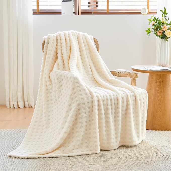 NEWCOSPLAY 3D Waffle Checkered Flannel King Blanket, Ivory, 90"x110" | Super Soft Cute Lightweight Decorative Premium Silky Fleece Blanket for Couch Sofa Bed, Gift for Women Men, All Season Use