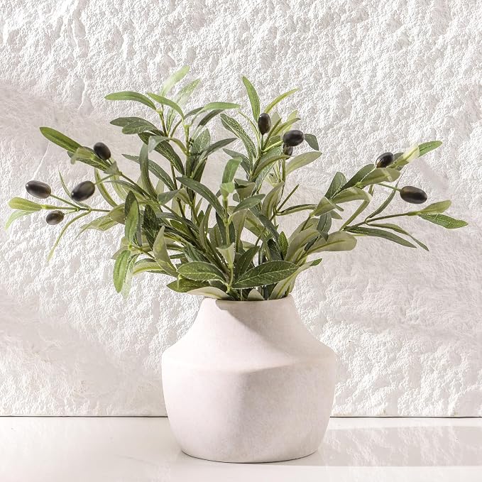 Mitt&Ditt Ceramic Flower Vase, 5.3 inch Off-White Farmhouse Rustic Vase, Handcrafted Weathered Pottery Vases, Small Flower Terracotta Vases for Home Decor, Living Room, Table, Shelf