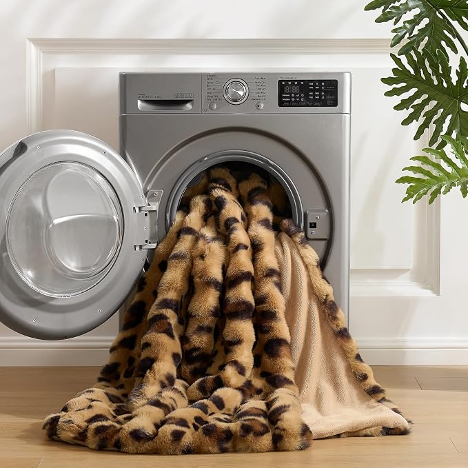 Cozy Bliss Cheetah Leopard Print Faux Fur Throw for Couch, Fuzzy Soft Plush Thick Bubble Blanket for Sofa Bedroom Living Room, 50x60 Inches Brown