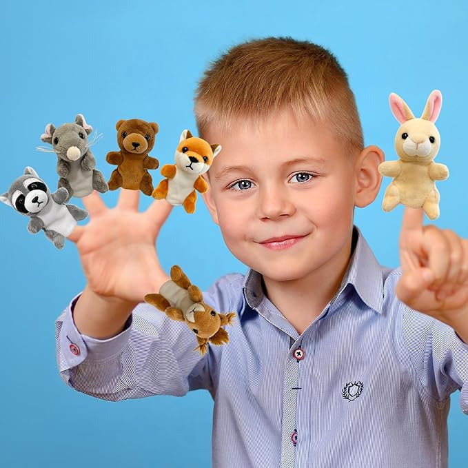 6 Pcs Jungle Animals Finger Puppet with Tree Houses,Realistic Soft Plush Puppets for Kids, Novelty Animals Toys Role-Playing Story Finger Puppets Gifts for Boys and Girls