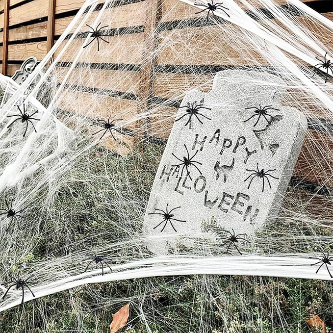 BAINFE 100PCS Plastic Spiders Halloween Realistic Spiders Black Fake Spiders Small Spider Toys for Prank Haunted House Halloween Party Supplies
