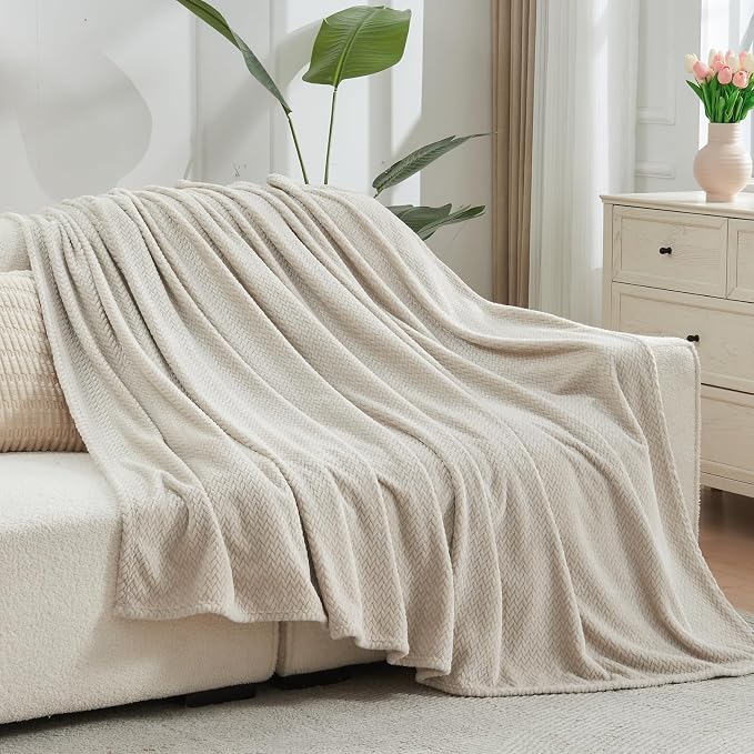 NEWCOSPLAY Fleece Leaves Pattern King Blanket, Linen, 90"x110" | Super Soft Throw Blanket, Lightweight Cozy Bed Sofa Blanket, Premium Silky Flannel Fleece, Travel Blanket for All Season Use