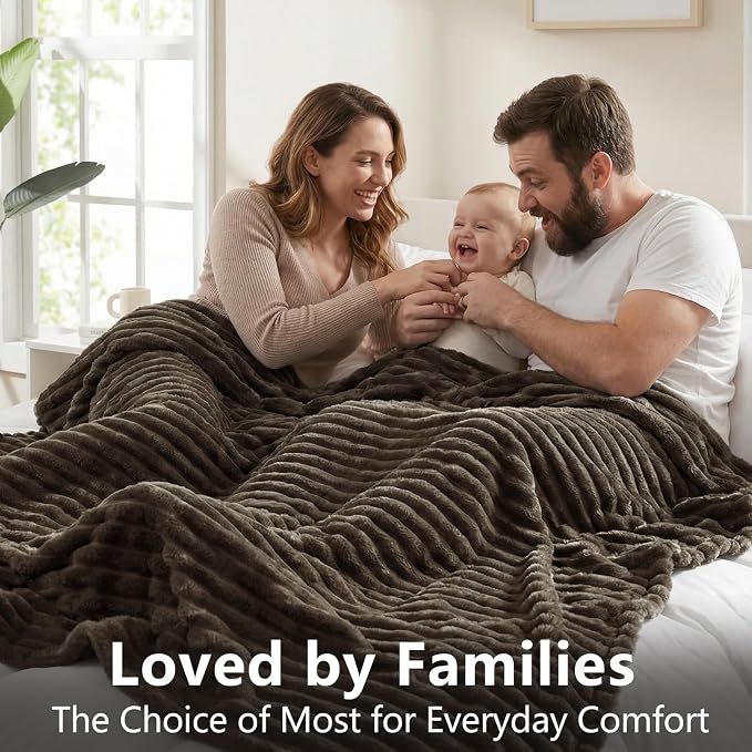 HIMEET Brown Oversized Throw Blanket, 300GSM Ribbed Fleece, 50 x 70 Inches | Ultra Soft Flannel, All-Season Lightweight Warmth, Extra Coverage for Couch Lounging, Home Room Decor, Machine Washable