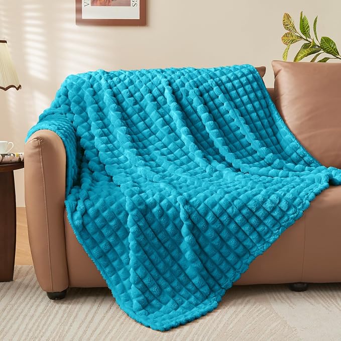 BEDELITE 3D Checked Teal Fleece Throw Blanket for Couch, 50x60 Inches | Soft Warm Fuzzy Fluffy Blanket for Bed Sofa, Lightweight Plush Cozy Blankets for Home Room Decor, Gift for Women, All Season