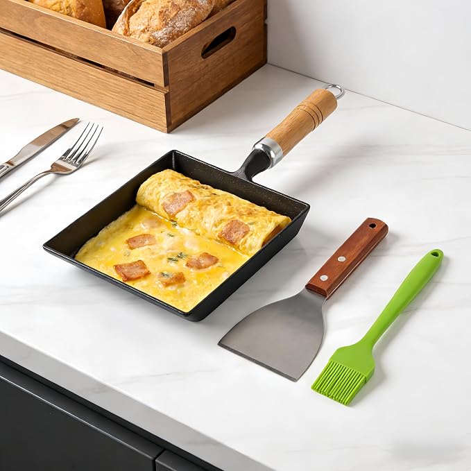 RIIPOO Cast Iron Tamagoyaki Pan Japanese Omelette Egg Tamago Pan Skillet with Turner & Brush