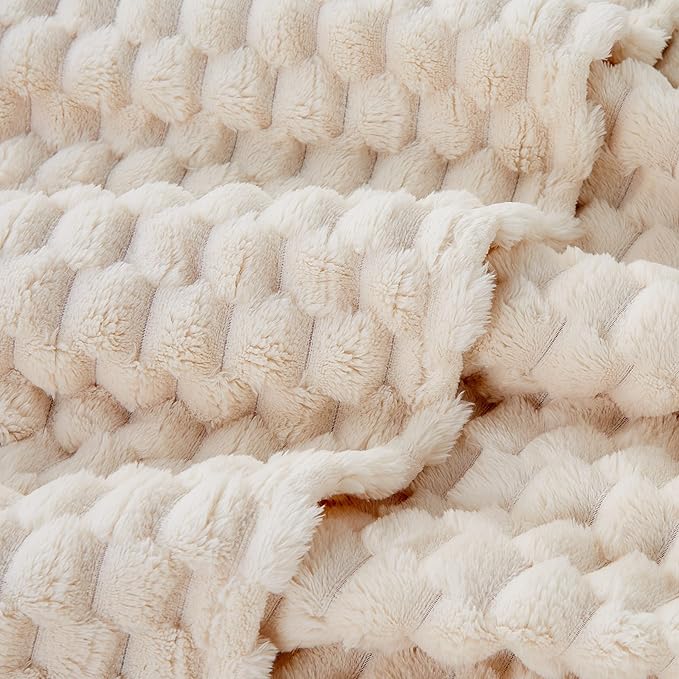 EXQ Home Gentle Soft Fleece Throw Blanket – Cozy Lightweight 3D Imitation Turtle Shell Jacquard Blanket for Couch Bed – All-Season Warm Fuzzy Flannel Blanket for Women Mom Her Gifts(84"x90",Beige)