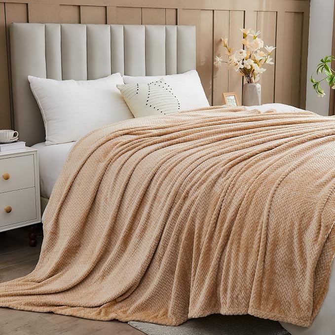 NEWCOSPLAY Fleece Leaves Pattern Throw Blanket, Brown, 50"x60" | Super Soft Throw Blanket, Lightweight Cozy Bed Sofa Blanket, Premium Silky Flannel Fleece, Travel Blanket for All Season Use