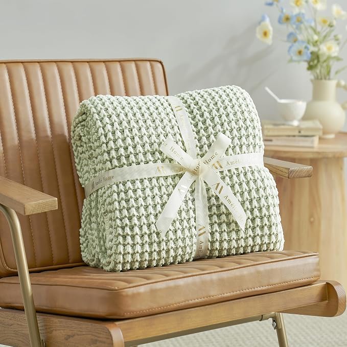 Knit Throw Blanket, Soft Chenille Cozy Breathable Pineapple Chunky Decorative Blanket for Couch, Bed & Sofa, French-Inspired Lightweight Warm Gift for Women, Sage Green, 50"x60"