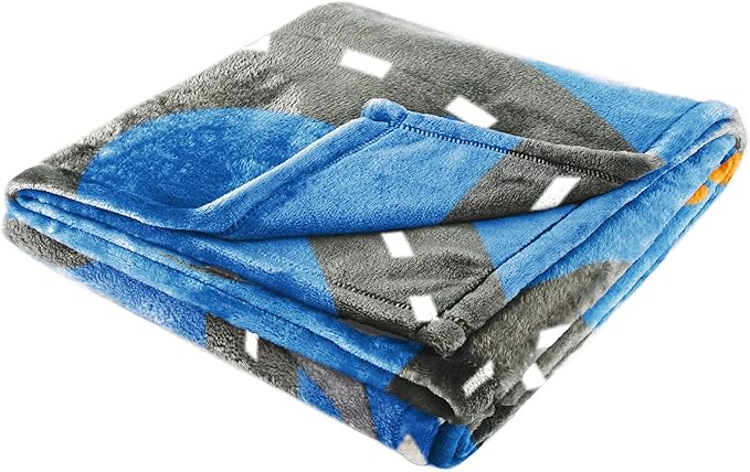 Jay Franco Kids Plush Throw Blanket – Soft & Cozy Fleece Throw for Bedroom & Couch Décor, Official Licensed Product, Blue - Blippi, 60x90 - Large Blanket