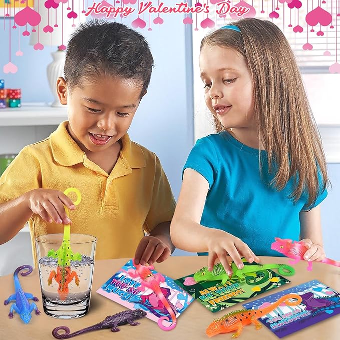 24PCS Valentines Day Cards for Kids School Classroom Exchange, Valentine's Day Gift Cards with Change Color Lizard Toys, Valentines Greeting Cards Bulk for Kids School Classroom Exchange