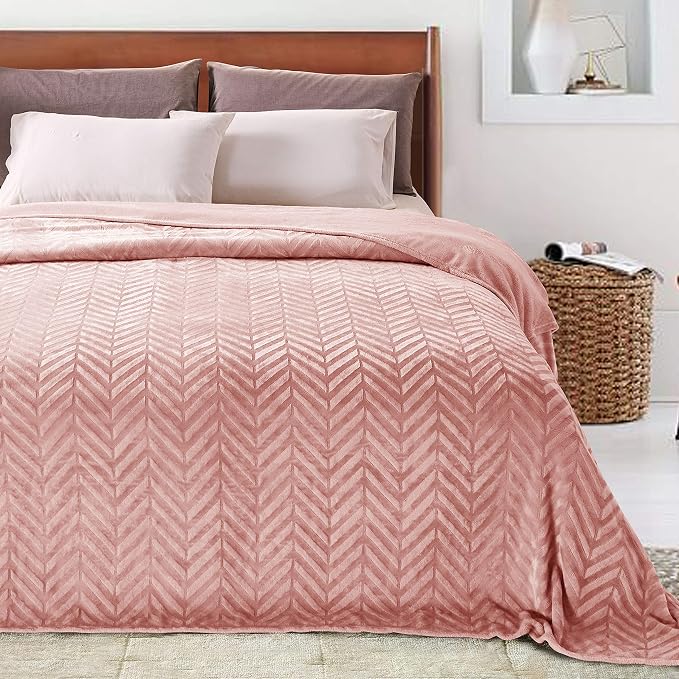 Whale Flotilla Flannel Fleece Fall Bed Blanket King Size, Pink | Lightweight Breathable Soft Bedspread, Plush Fluffy Coverlet Chevron Design Decorative Blanket for Home Life, 90x104 Inch