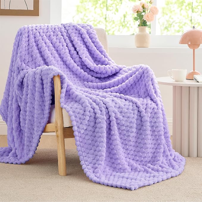 BEDELITE Lavender Twin Blanket for Couch, Soft Cozy Gifts for Women, 60*80 | 3D Jacquard Decorative Fleece Blanket, Super Soft Plush Throw, Cute Birthday Gift for Women & Men, Suitable for All Seasons
