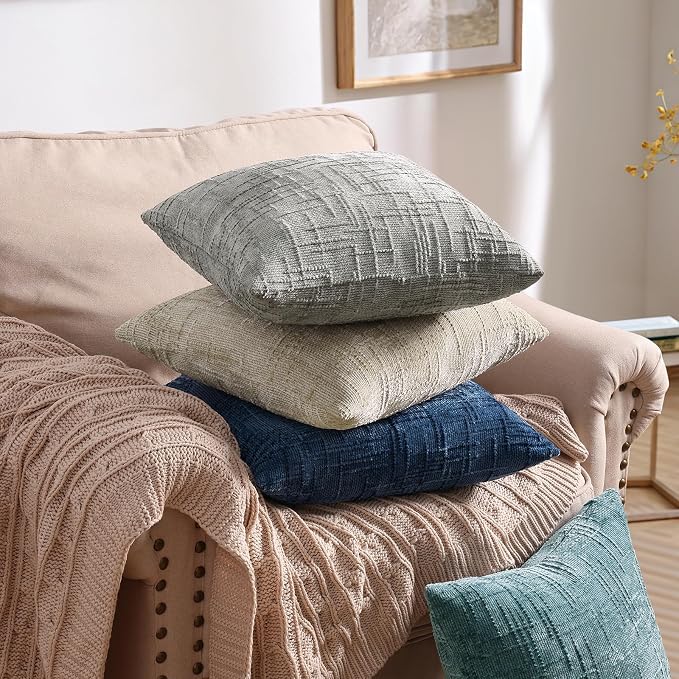decorUhome Textured Chenille Throw Pillow Covers 18x18 Set of 2 Grey | Fall Modern Farmhouse Soft Cozy Slubby Couch Pillow Cases Boho Decorative Pillow Cases for Bed Sofa Living Room Home Decor