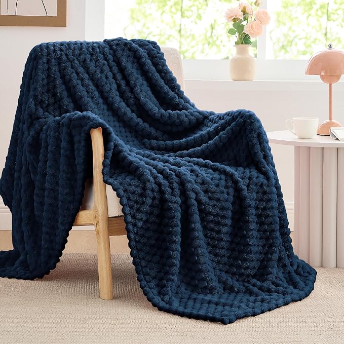BEDELITE Navy Large Throw Blanket for Couch, Cozy Gifts for Women, 50 * 70 | 3D Jacquard Decorative Fleece Blanket, Super Soft Plush Throws, Cute Birthday Gift for Women & Men, Suitable for All Seasons