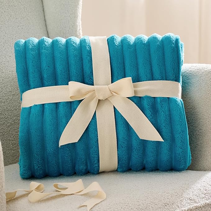 Bedsure GentleSoft Teal Full Blanket for Bed - Cozy Soft Blankets for Women, Cute Large Throws for Girls, 84x90 Inches