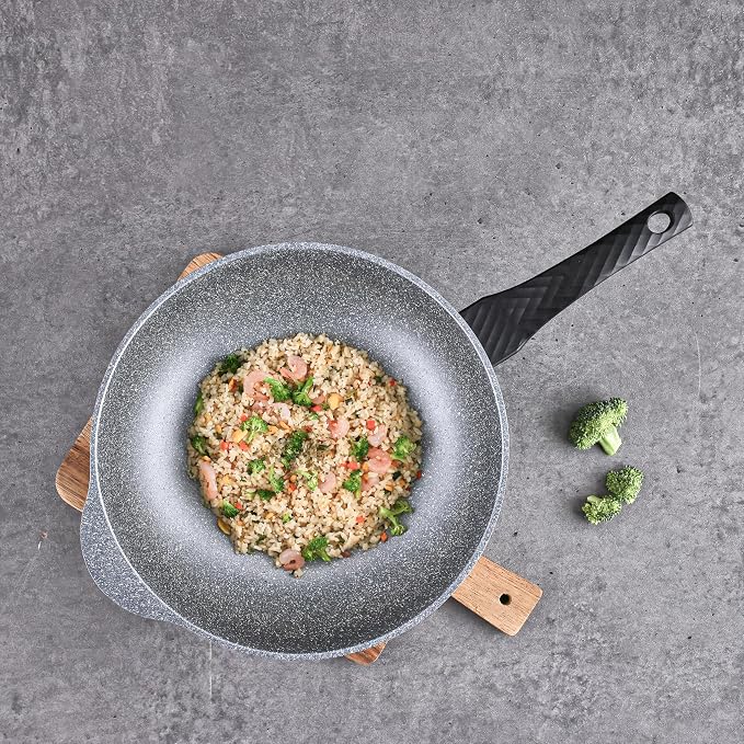 Neoflam Cast Aluminum Nonstick Large Wok – Lightweight & Durable Stir Fry Pan, Heakthy Non Stick Coating, Easy to Clean, Dishwasher Safe, PFOA, PFAS Free, Stay-Cool Handle, Made in Korea (12.5", 32cm)