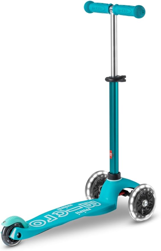 Micro Kickboard Mini Deluxe LED Three-Wheeled Lean-to-Steer Swiss-Designed Micro Scooter