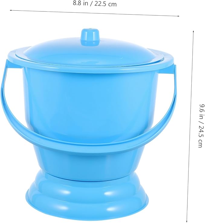 Portable Urinal Pot for Boys Boy Girl Potty Training Toilet Travel Potty Spittoon Lid Handle