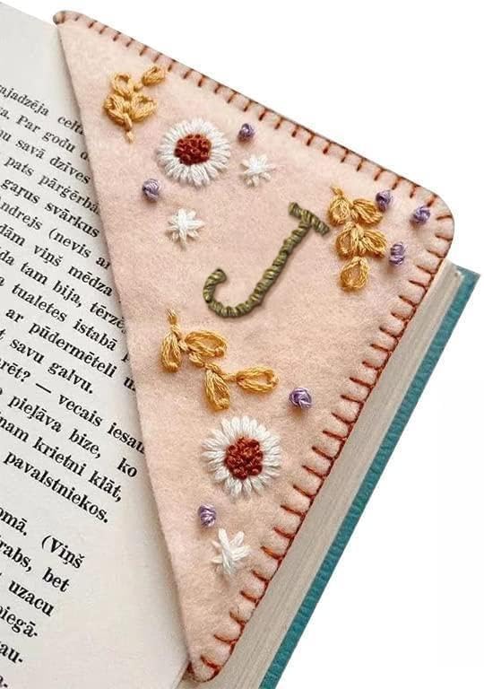MOTEERLLU Personalized Hand Embroidered Corner Bookmark,Felt Triangle Page Stitched Handmade Bookmark,Unique Cute Flower Letter Embroidery Bookmarks Accessories for Book Lovers(Spring-j)