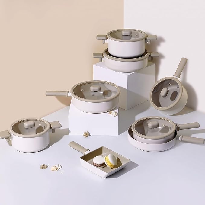 Chou Chou Kitchen Nonstick 6-Inch Rectangle Tamagoyaki Egg Roll Pan with Handle, Japanese Omelette Frying Skillet, Induction Compatible Cookware, Cooking Tamago Pan, Made in Korea (15cm)