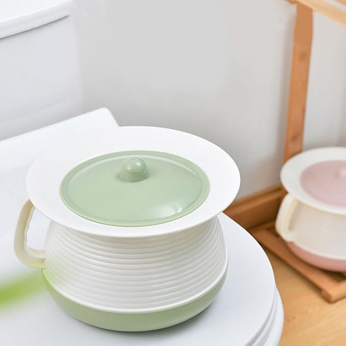 Cabilock Plastic Chamber Pot with Lid 8.27X7.28X5.51 Inch Portable Covered Urinal Pot for Children and Adults Spittoon Home Hospital Travel Pee Potty