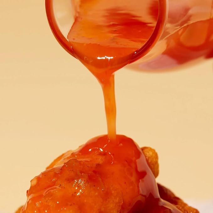 VIVID KITCHEN Low-Calorie Sweet Chili Sauce - 2 Pack - Low Sugar, 10 Cal/Serving - No Preservatives or MSG - Easy Squeeze Bottle - Healthy Asian-Inspired Sauce for Dipping, Stir-Fry, and More