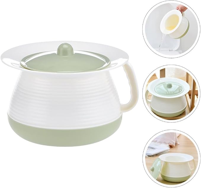 Cabilock Plastic Chamber Pot with Lid 8.27X7.28X5.51 Inch Portable Covered Urinal Pot for Children and Adults Spittoon Home Hospital Travel Pee Potty